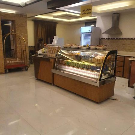 Al Alya Hotel Медина Экстерьер фото