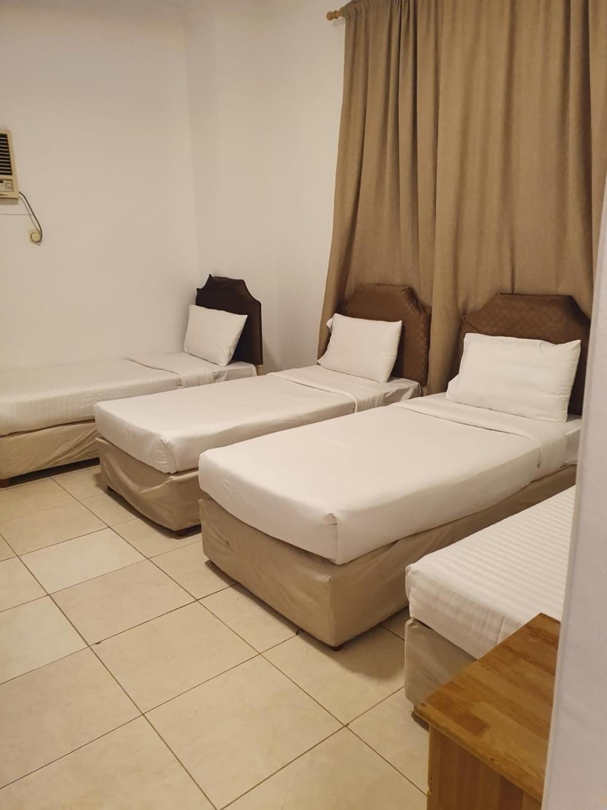 Al Alya Hotel Медина Экстерьер фото