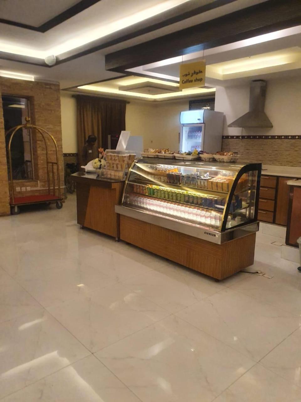 Al Alya Hotel Медина Экстерьер фото