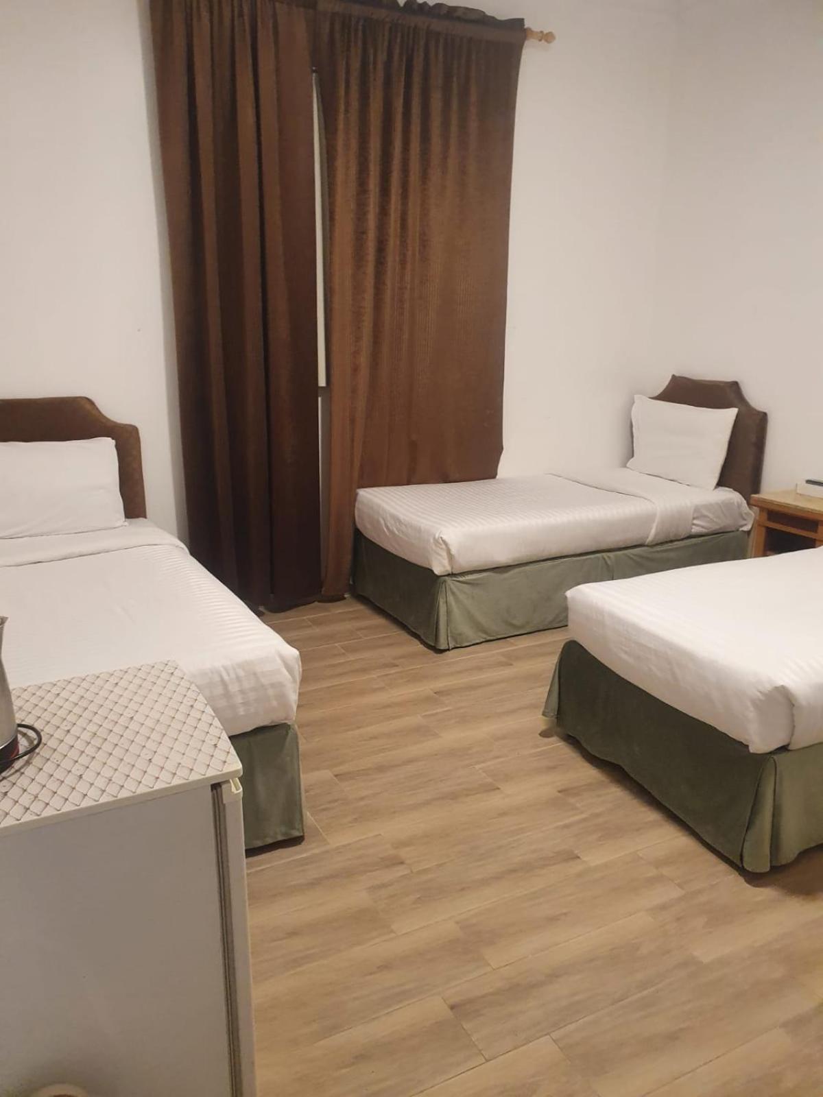 Al Alya Hotel Медина Экстерьер фото